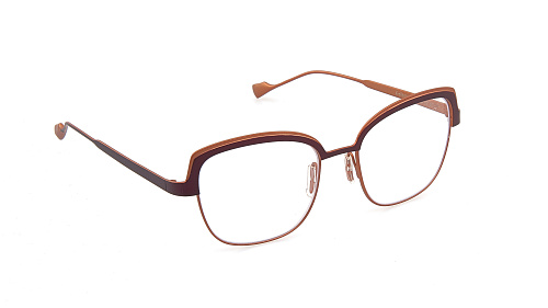 CAROLINE ABRAM X-ellente 577