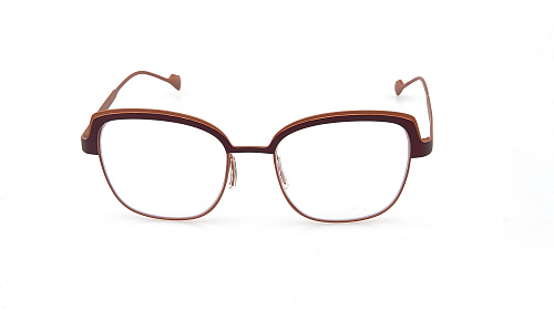 CAROLINE ABRAM X-ellente 577